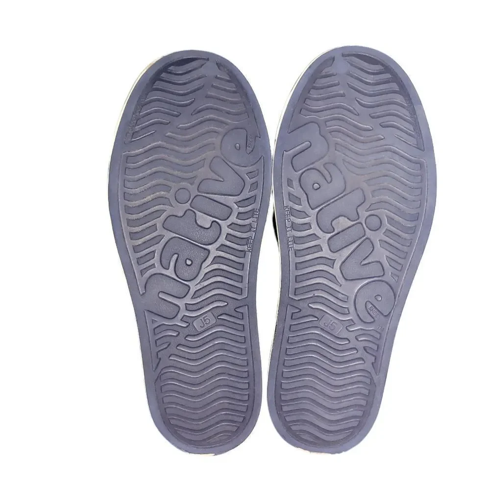 Native slip on shoes blue and white size J 5